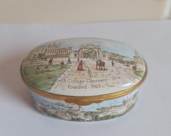 VINTAGE - Small CRUMMLES ENAMEL Pill / Trinket Box depicting "Elizabeth College Guernsey".  Beautifully detailed. Great gift choice.