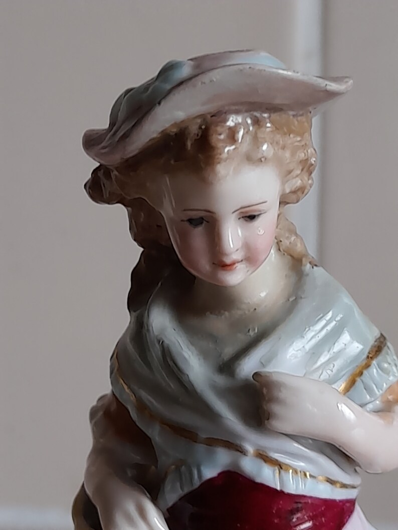 Very Rare Antique German TRIEBNER, ENS & ECKERT, Volkstedt Porcelain Figurine of a Young Girl. Circa 1880. Would make a great gift. image 3