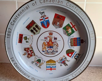 VINTAGE– 1867-1967 Centennial Canadian Confederation souvenir metal tray or platter. Expo '67 / World's Fair.Great gift