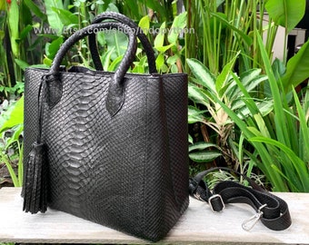 トートバッグ Python Skin Tote Bag Natural Genuine Python Tote – JohnAllenWoodward