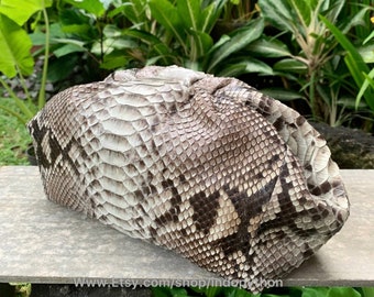 Schwarz-weiße Python-Wolken-Tasche echte Schlangenhaut-Knödel-Kupplung Luxus-Abend-Handtasche Slouchy Leder-Beutel-handgefertigte Geldbörse