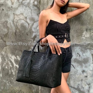 Black Python Leather Handbag: Snakeskin Fashion Bag