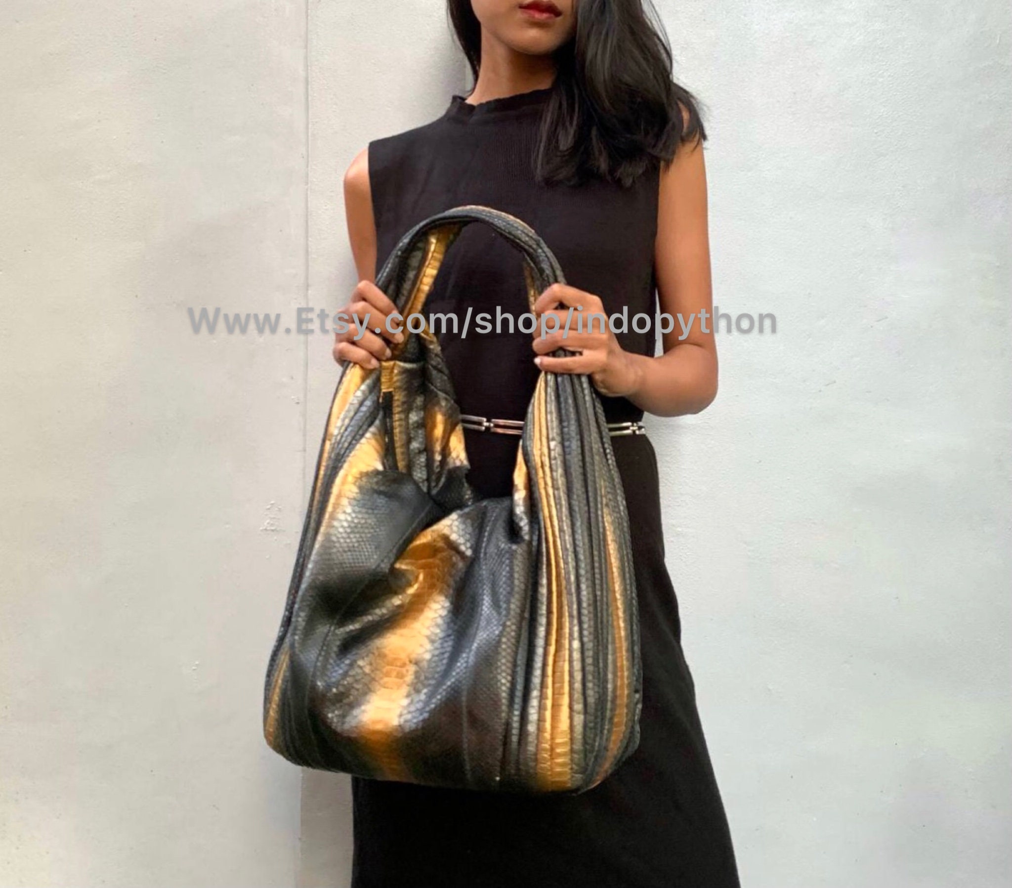 Handgefertigte Gold Python Hobo Bag: Schlangenhaut Leder