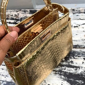 Handmade Gold Python Leather Bag: Detachable Strap image 7