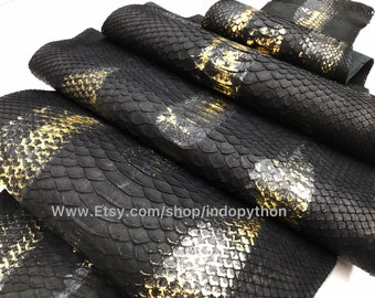 Cuir de python noir et doré : peau de serpent véritable