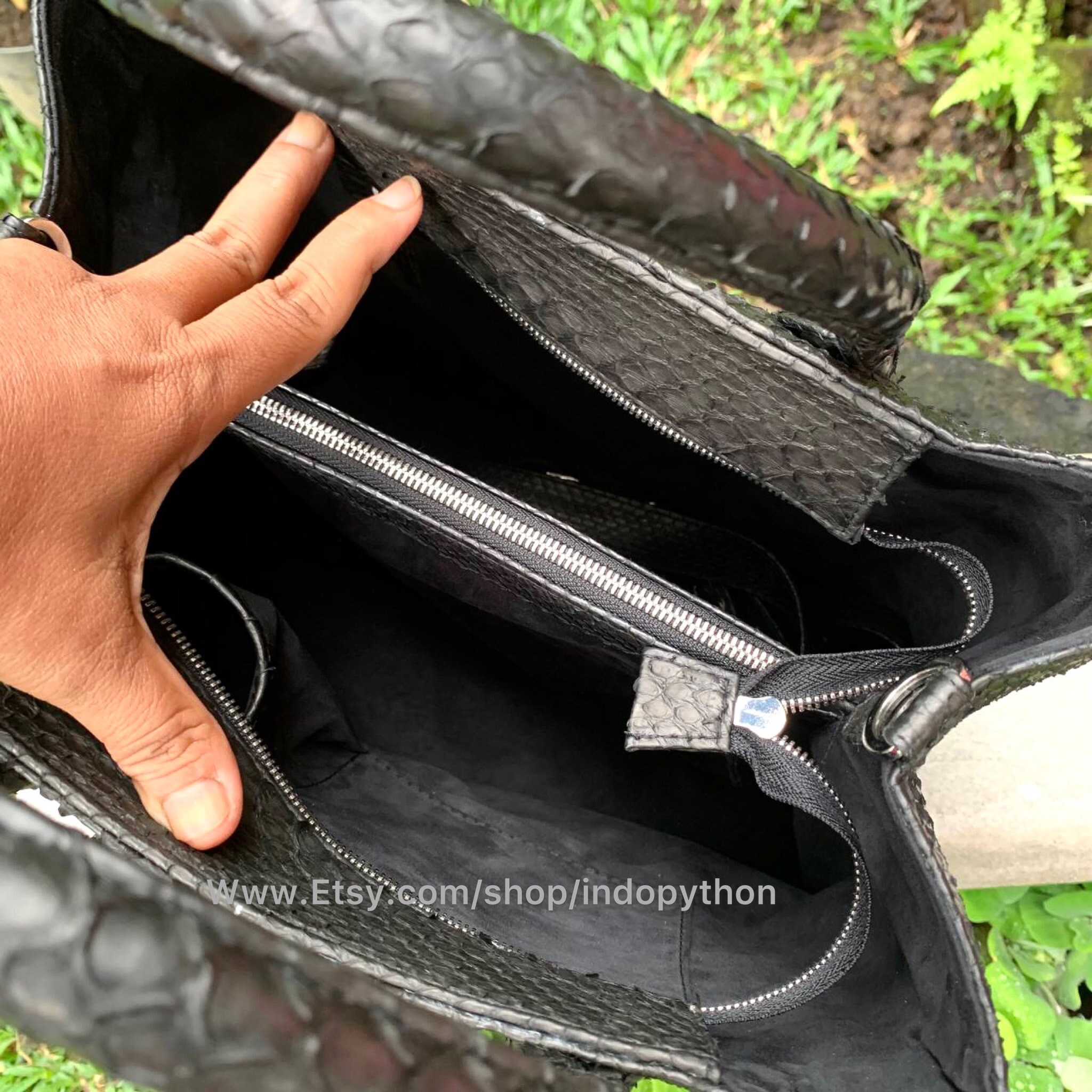 Black Python Bag, Black Snakeskin Bag, Black Leather Bag, Python Purse, Python Handbag, Black Tote Bag, Black Snakeskin Purse, Luxury Bag - Etsy Black Python Bag, Black Snakeskin Bag, Black Leather Bag, Python Purse, Python Handbag, Black Tote Bag, Black Snakeskin Purse, Luxury Bag - Etsy