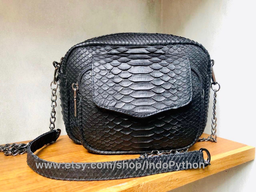 バッグ y2k Japan python leather shoulder bag il_1080xN.2853019679_tst3.jpg