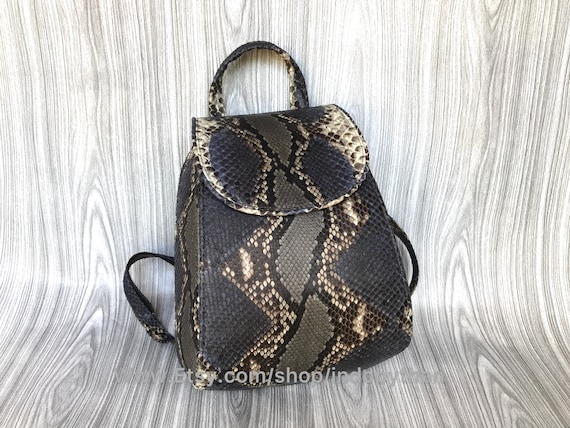 Grey snakeskin purse Clearance