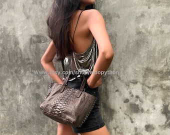 Sac à bandoulière en cuir de python fait main : sac à main en nubuck marron