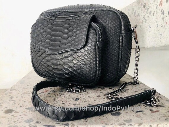 Black snakeskin shoulder bag deals