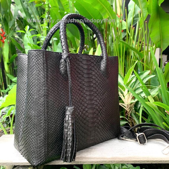 Black snakeskin tote bag sale