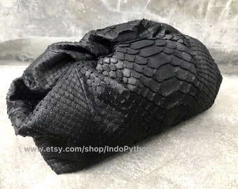 Bolso Nube de Piel de Pitón Negra Hecho a Mano: Bolso de Piel de Serpiente