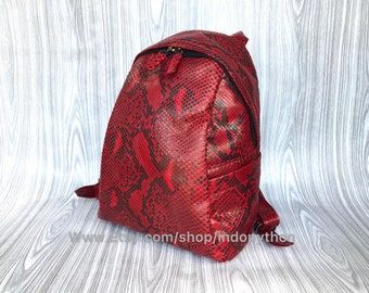 Handgefertigter roter Python Leder Rucksack: Schlangenleder Rucksack