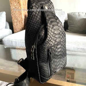 Sac en python noir pour homme, sac à main en peau de serpent, sac à bandoulière pour homme, sac noir pour homme, sac pour homme, sac à dos pour homme, sac en cuir noir, sac à main noir