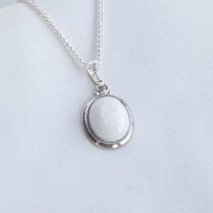 Temple Stone Oval Necklace Silver Free US Shipping image 4