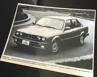 Pair(2) of BMW E30 325i/325is genuine silver gelatin press photos +Plus+ Original 1980s 5 page media text - NOS NIB 7 pieces in total