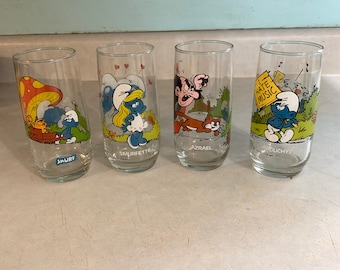 PERFECT GIFT Collection SET Vintage Wallace Berry /& Co Smurf Glasses 1982 1983