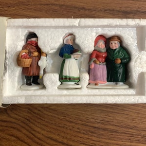 RedStoreVintage Presents Vintage Dept 56 The Heritage Collection Fezziwegs and Friends 5928-5 set of three figurines