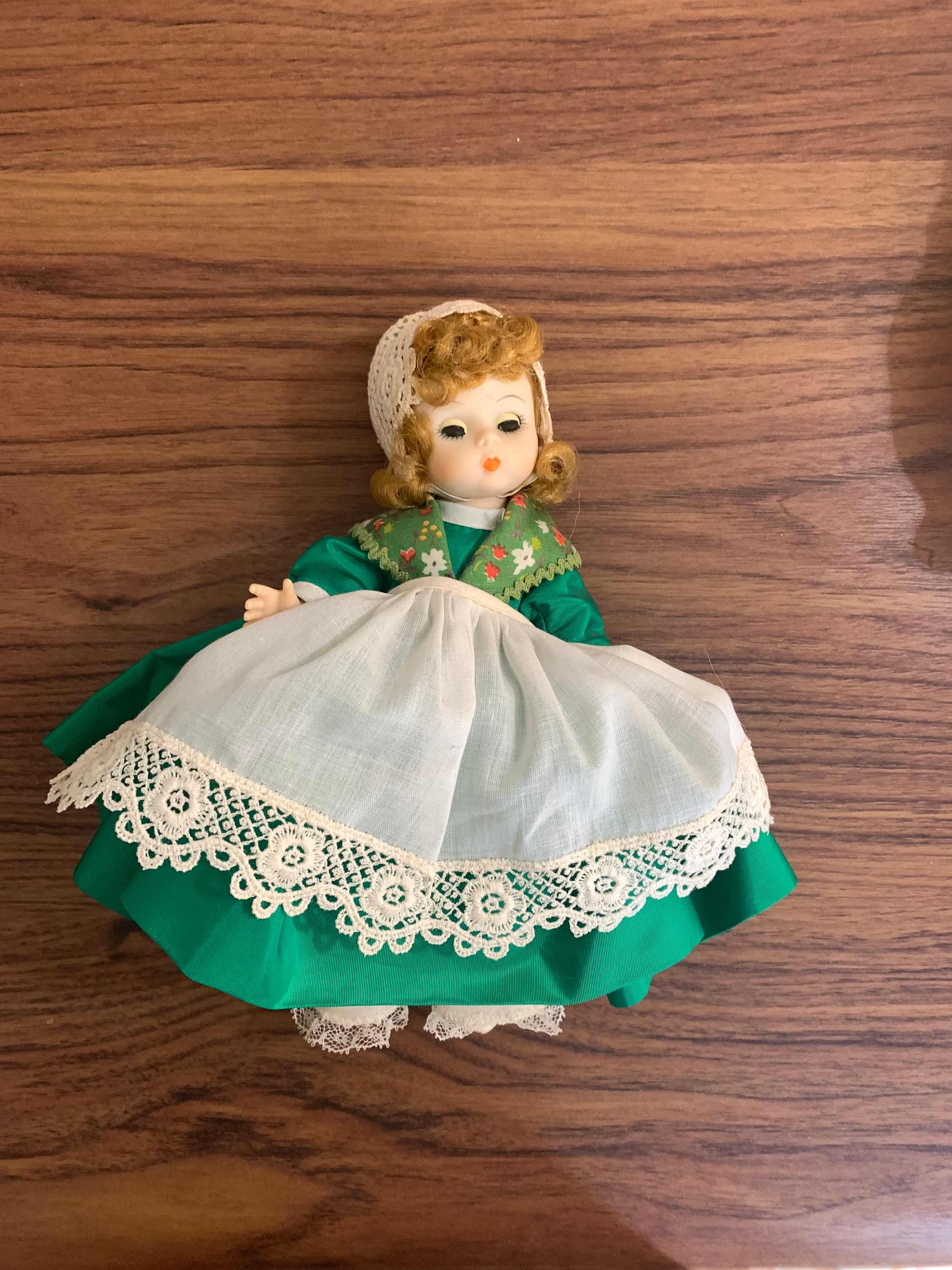 Madame Alexander Dolls International - Etsy