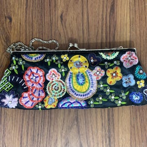 RedStoreVintage Present Bolsos vintage de New York & Company / Cartera de mano con bordado de cuentas y cadena de New York & Co.