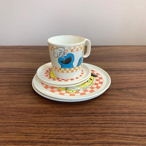 RedStoreVintage Presents Vintage Sesame Street Big Bird Ernie and Bert Cookie Monster Plastic Dishes