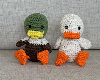 Pato de ganchillo hecho a mano