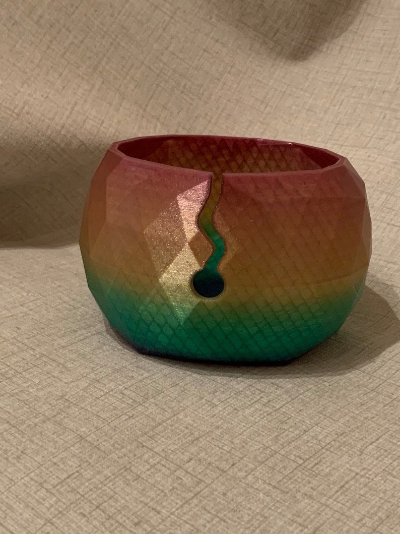 Premium Rainbow Yarn Bowl 3D Printed Sparkle Redish 36