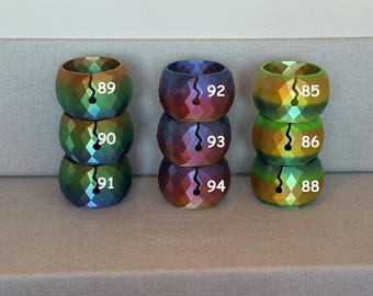 Cuenco de hilo arcoíris premium impreso en 3D (haz clic en siguiente para ver colores adicionales)