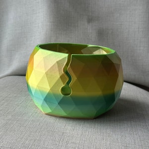 Premium Rainbow Yarn Bowl 3D Printed Yellow/Green (85)