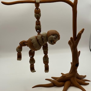 Sloth - Articulated limbs - hanging