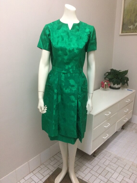 60s cocktail party attire