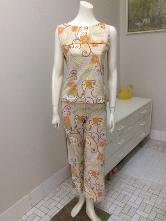 Original Vintage 60s Pant Suit Set ,Retro Top , V