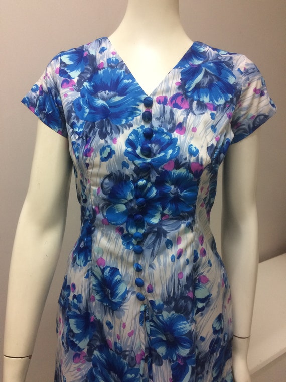 Vintage 1950s semi sheer floral day dress Med to Large | Etsy Vintage 1950s semi sheer floral day dress Med to Large | Etsy