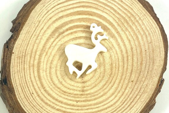 White Reindeer Mother of Pearl M237