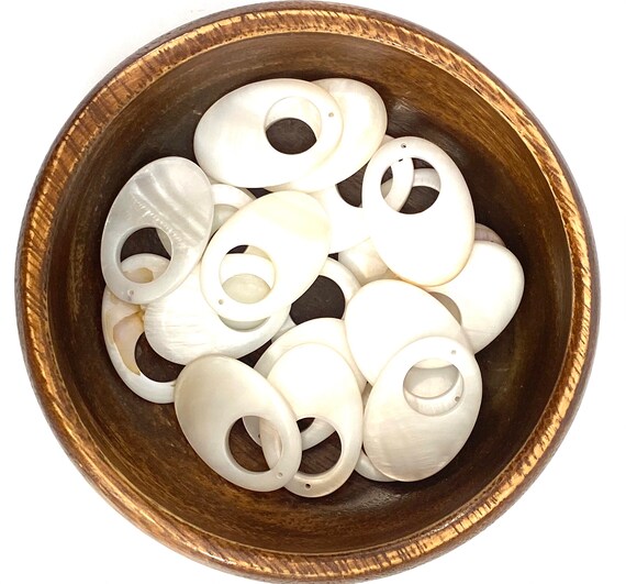 White South Sea Mother Of Pearl Beads, Sku#M564