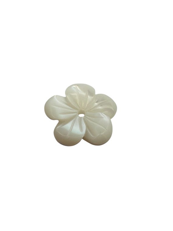 White Flower Mother Of Pearl, SKU#M4626