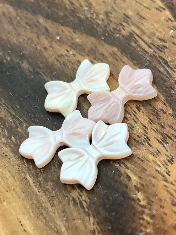 Mother Of Pearl Bow Beads Sku#M135