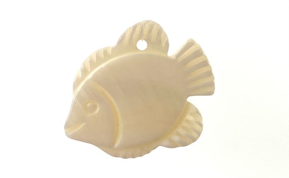 Mother Of Pearl Fish Shell, Sku#M348