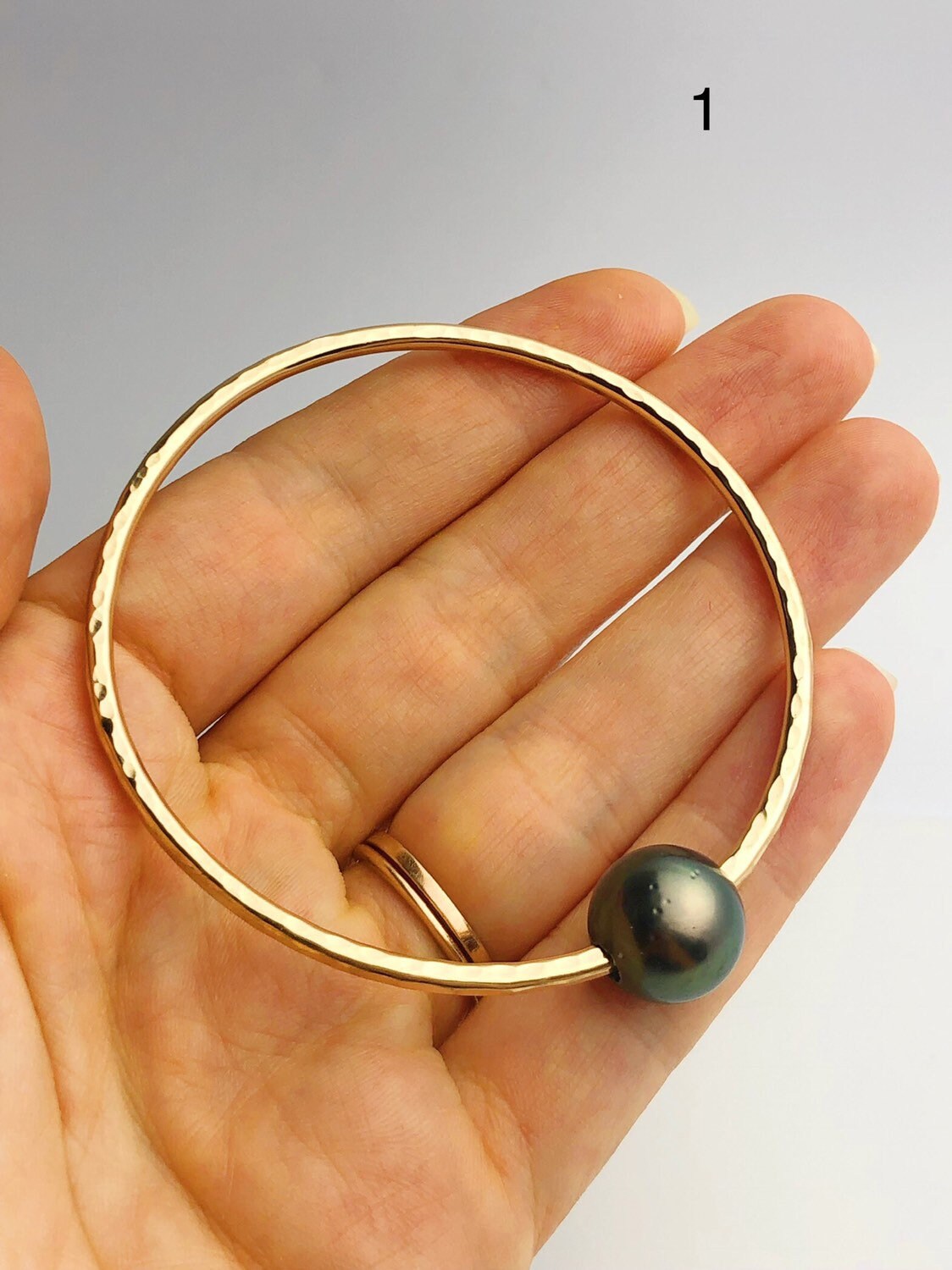 14K Gold Filled Single Tahitian Pearl Bangle Bracelets Size Medium