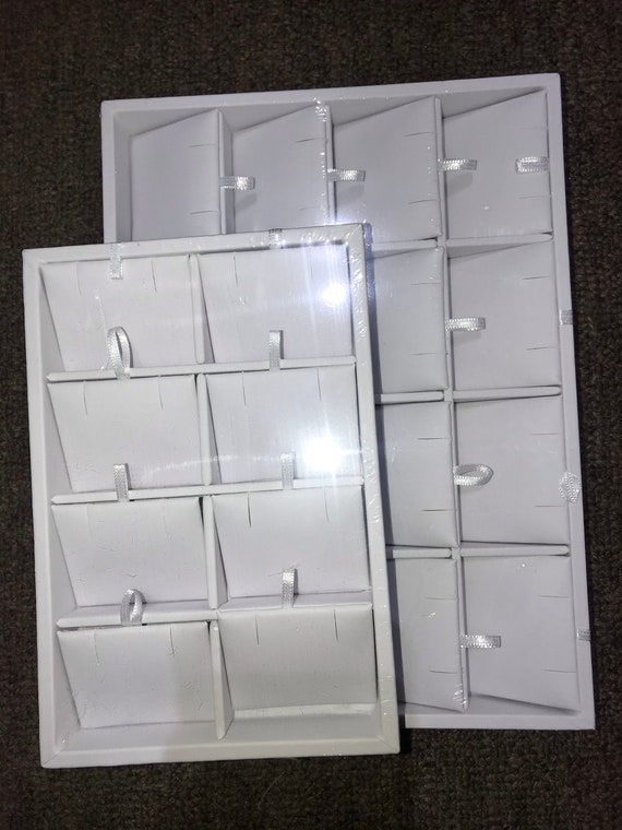 Versatile Showcase Tray