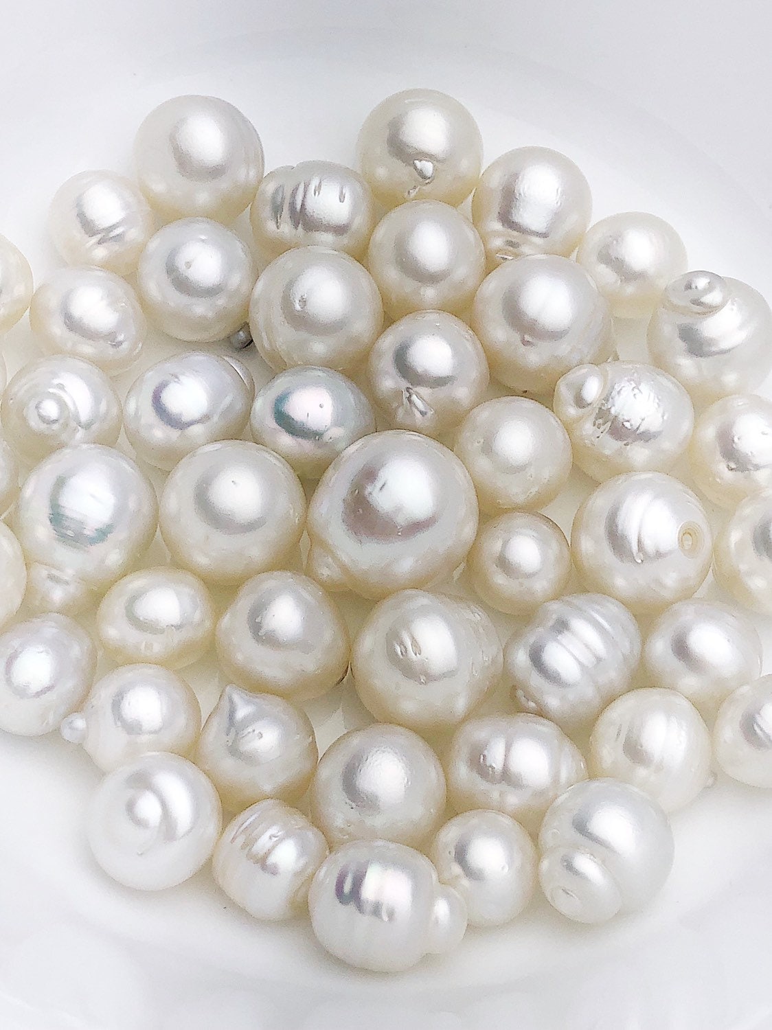 Golden South Sea Loose Pearls, Ovals - Drops, 10mm - 12mm, AA Quality –  Aloha Pearls & Schwartz