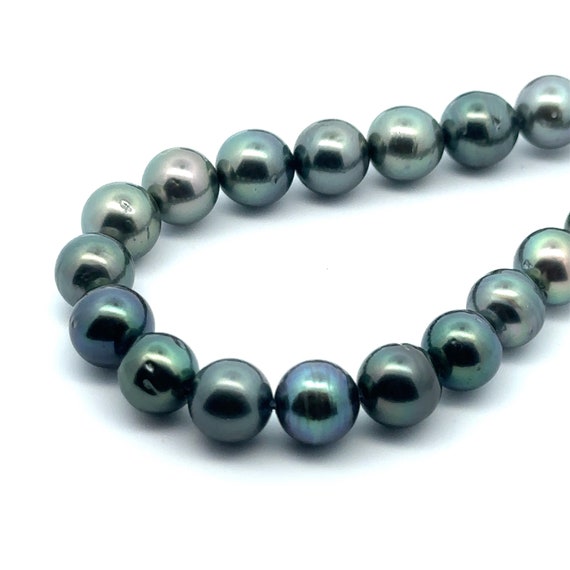 Tahitian pearl strand, 100% natural colors. SKU#TPP24