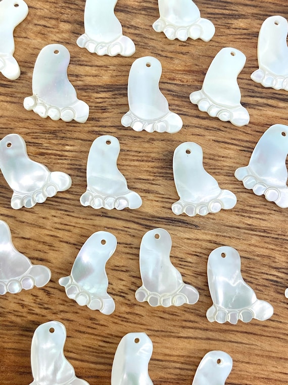 White South Sea Mother Of Pearl Foot Print Bead, Sku#M464