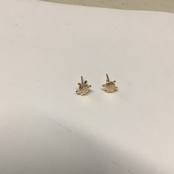 14KGF Turtle Studs , Sku#1032-4