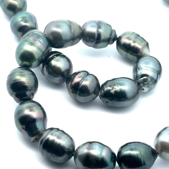 Tahitian pearl strand, 100% natural colors. SKU#TPB114