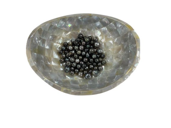 AA Tahitian Pearl assortment,