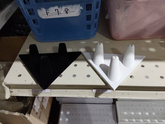 3-Triangle Base Display