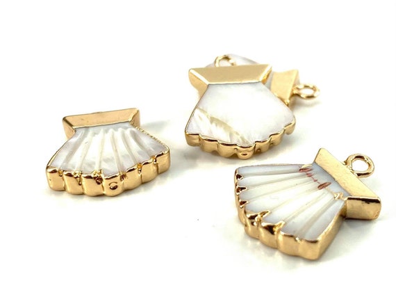 Mother Of Pearls W/ Gold Played On Zinc Alloy Sku#M309