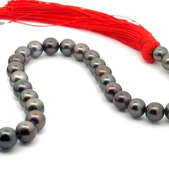 Tahitian pearl strand, 100% natural colors. SKU#TPR101