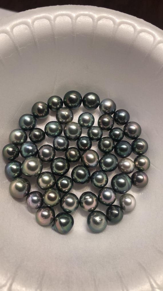 50 pcs Tahitian Pearls